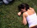 Odeline dore et dort (! Attention, un jeu de mots est subtilement dissimul dans ce commentaire incisif!)